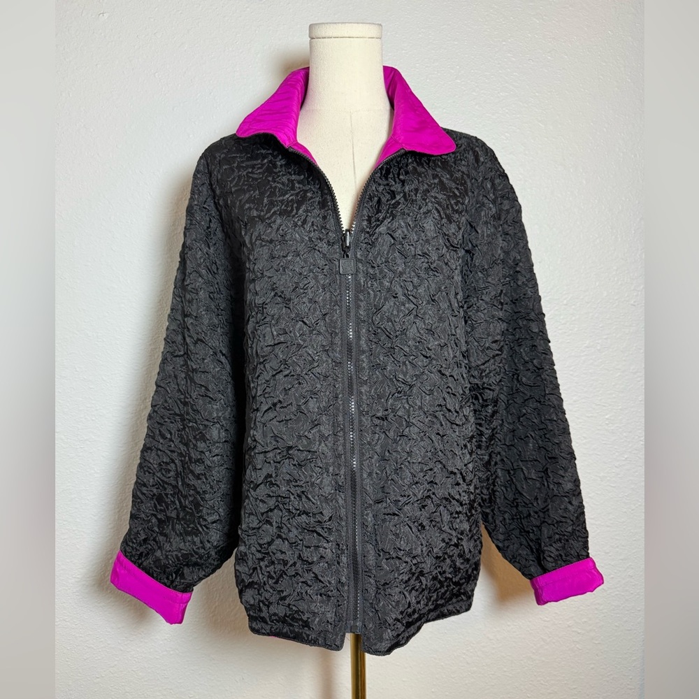 NWT Mycra Pac Reversible Black & Fuchsia Textured Raincoat with Bag size S/M